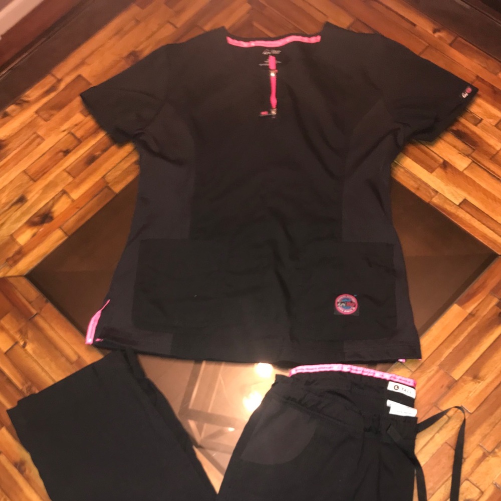 KOI Black  SCRUBS SET LARGE/TALL PANTS SLIM FIT